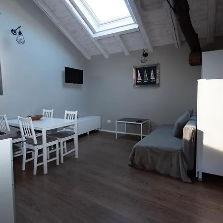 Domashome Apartment